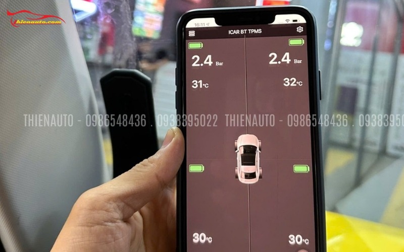 Cảm biến áp suất lốp VinFast VF MPV 7 Cảm biến áp suất lốp VinFast VF MPV 7 giúp theo dõi nhiệt độ, áp suất lốp trực tiếp trên điện thoại