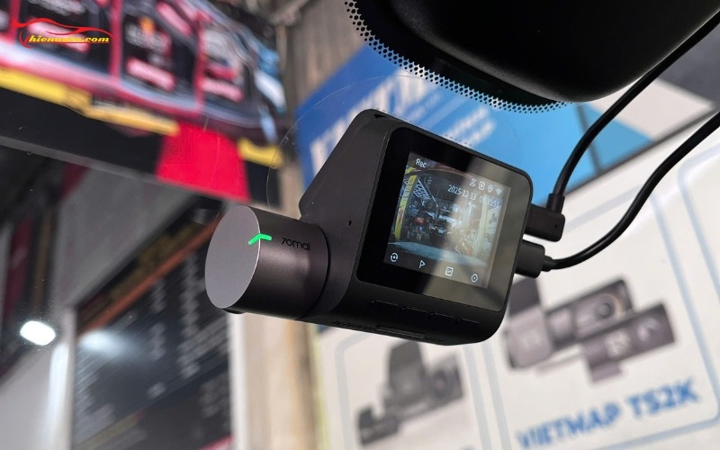 Camera hành trình VinFast VF MPV 7 giúp ghi lại hành trình khi di chuyển 