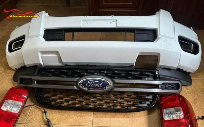 Cản trước Ford Ranger kèm mặt calang