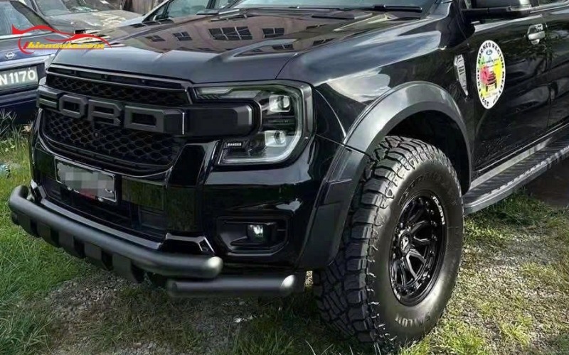 Cản trước Ford Ranger Wildtrak 2025 chất liệu thép bền bỉ