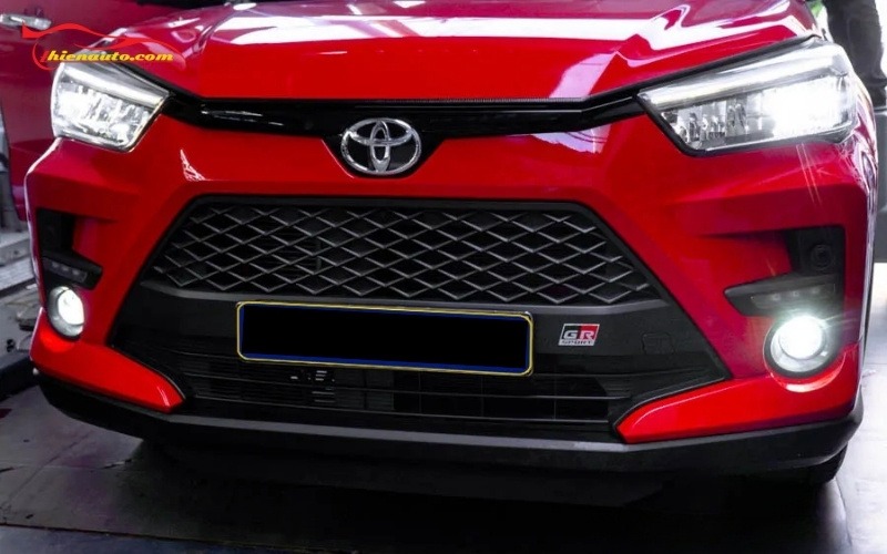 Độ đèn bi gầm Toyota Raize Độ đèn bi gầm Toyota Raize giúp tăng sáng, lái xe an toàn khi đi đêm