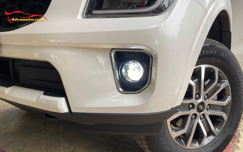 Độ đèn bi gầm Ford Everest 2023 mẫu X-Light F10 Turbo