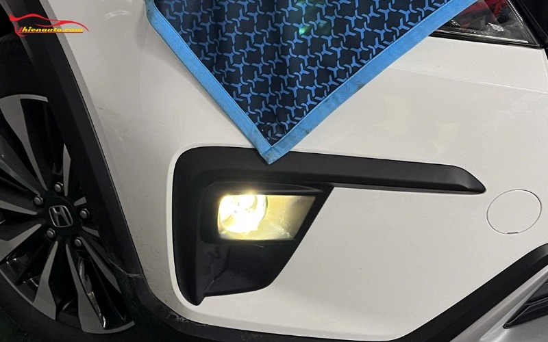 Độ đèn bi gầm Honda BRV đèn bi gầm XLight 301 