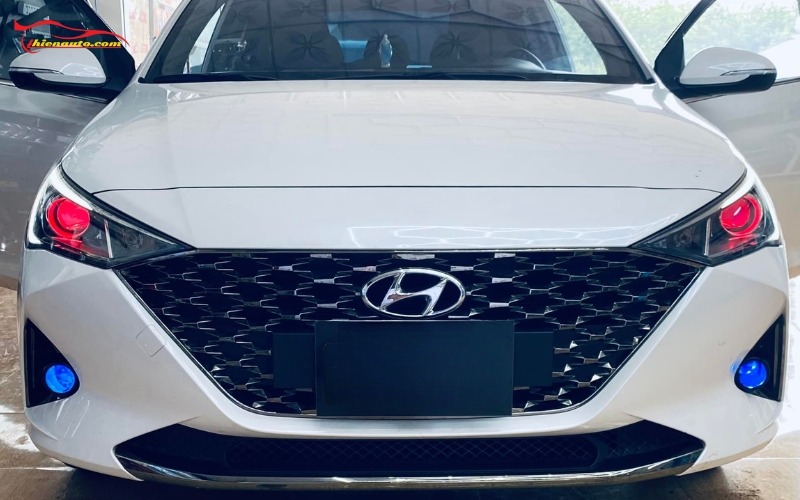Độ đèn bi gầm Hyundai Accent giúp tăng tính thẩm mỹ và cá tính cho phần đầu xe