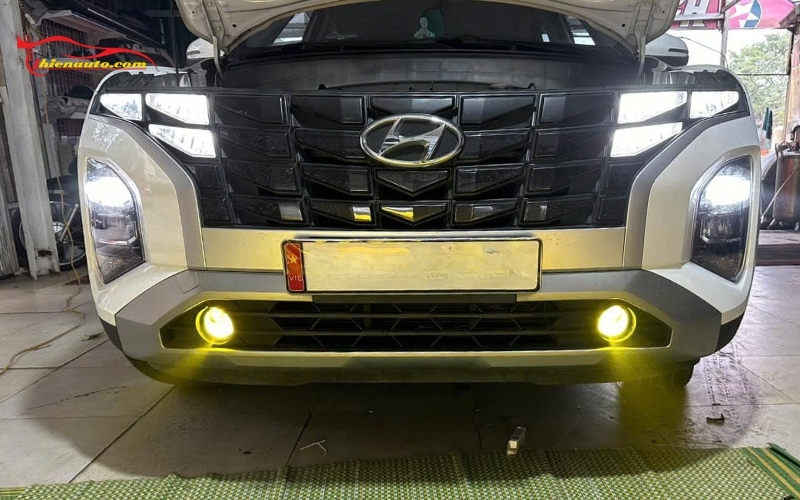 Độ đèn bi gầm Hyundai Creta mẫu Aozoom WASP FOG LIGHT 3.0