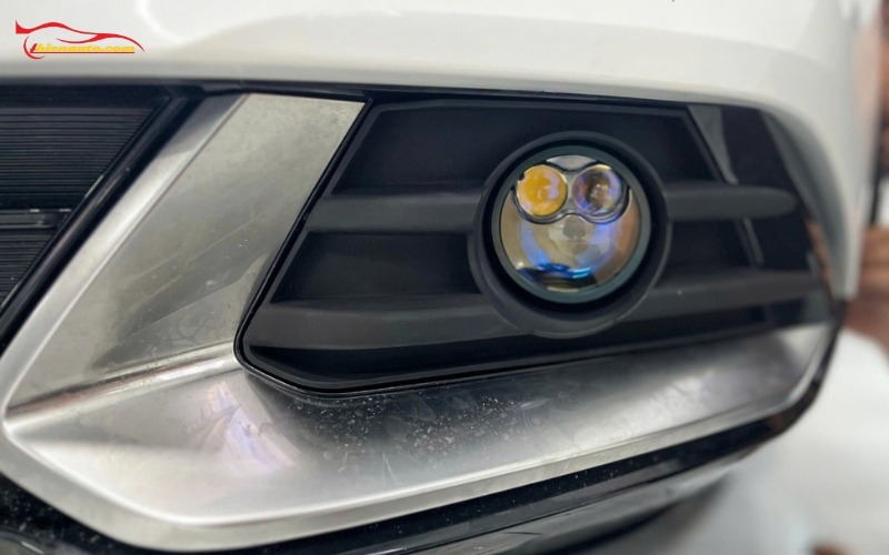 Độ đèn bi gầm Kia Sportage mẫu bi gầm X-Light X3 Pro