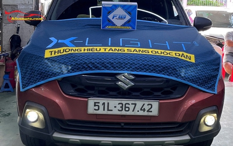 Độ đèn bi gầm Suzuki XL7 mẫu F10 Turbo