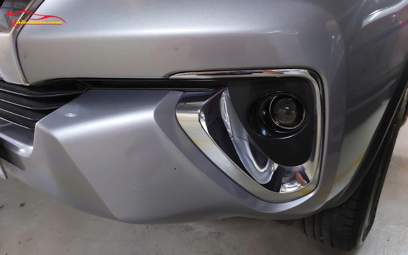 Độ đèn bi gầm Toyota Fortuner giúp chiếc xe trông nổi bật và hiện đại hơn 