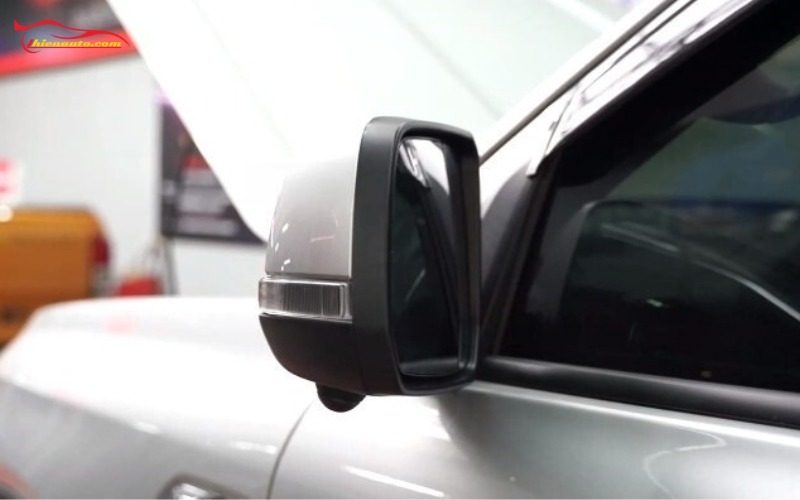 Độ gương gập điện Ford Ranger