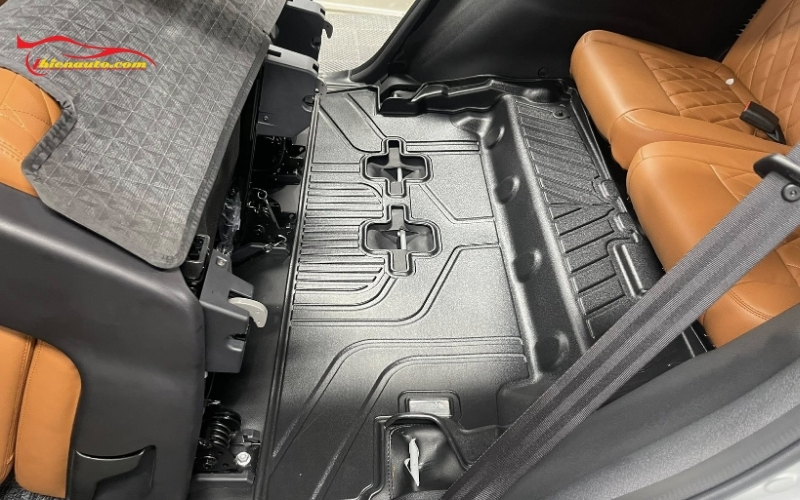 Thảm sàn nhựa tràn viền Vinfast VF MPV 7 Thiện Auto lắp đặt thảm sàn nhựa tràn viền VinFast VF MPV 7 với giá ưu đãi