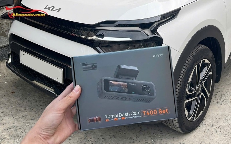 Camera hành trình Kia Carens