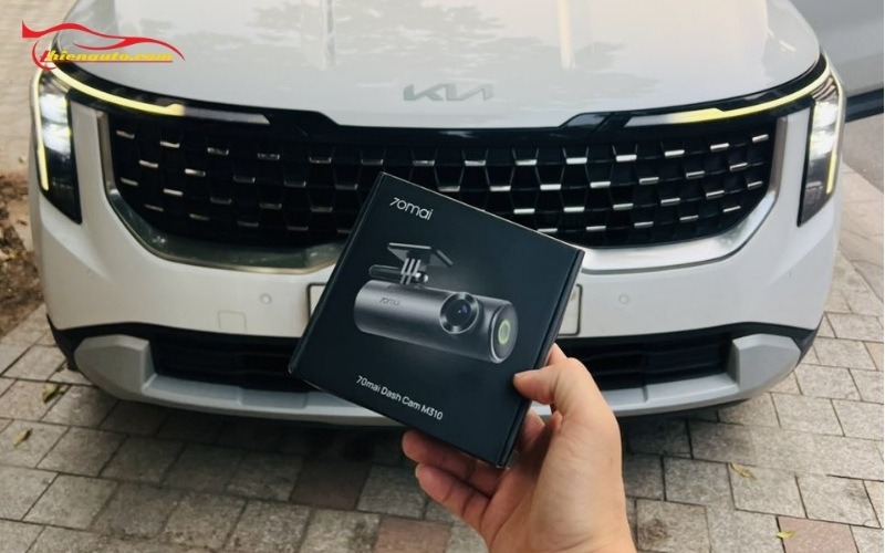 Camera hành trình Kia Carnival 70mai M310 chính hãng tại Thiện Auto