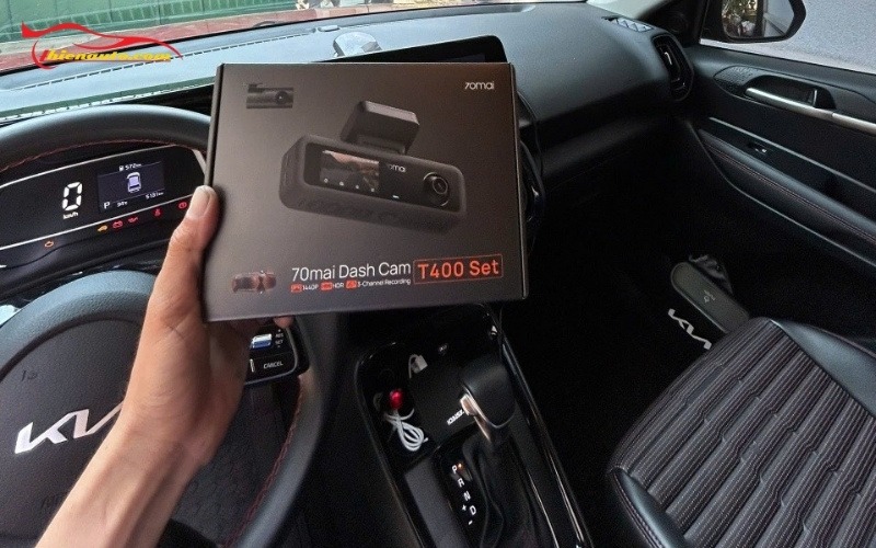 Camera hành trình Kia Sonet 70mai T400 chính hãng Thiện Auto