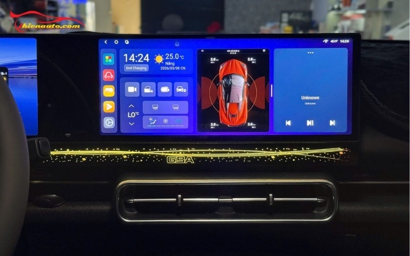 Màn hình dài Vinfast VF MPV 7 liền khối kích thước đến 24.6 inch