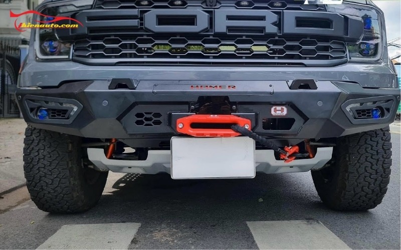 Tời điện Ford Ranger là thiết bị cứu hộ quan trọng