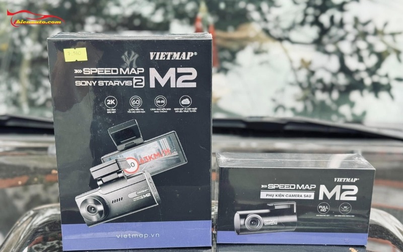 Camera hành trình Toyota Hilux: Camera hành trình Vietmap M2