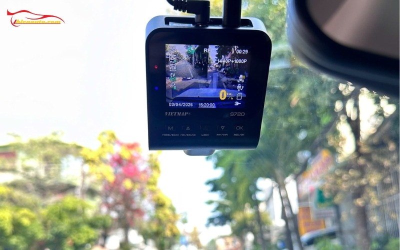 Camera hành trình Toyota Raize: Camera hành trình Vietmap S720