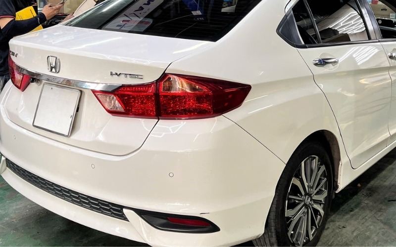 Honda City lắp cảm biến áp suất lốp Steelmate T11 pro 