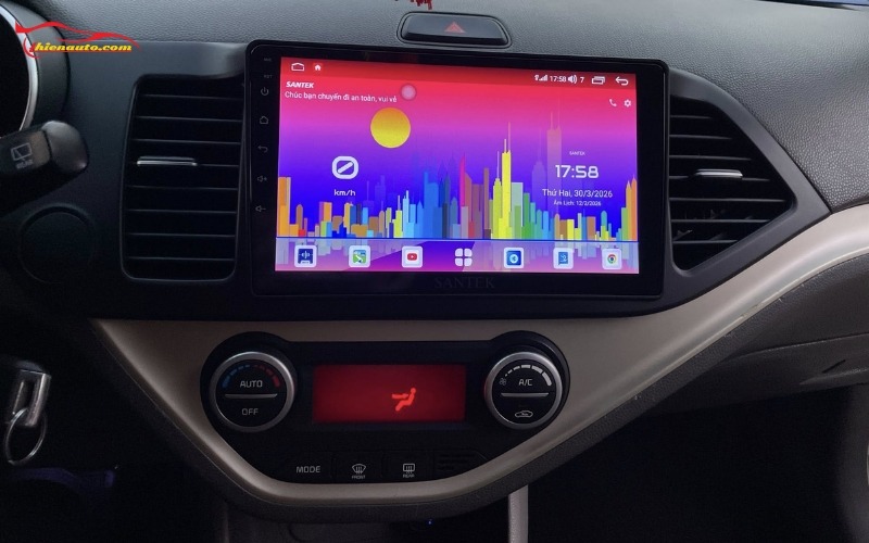Top màn hình Android 10 inch cho ô tô: Màn Santek X900