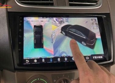 Cách khắc phục lỗi màn hình Android ô tô bị đơ: Kiểm tra dây dẫn và kết nối điện