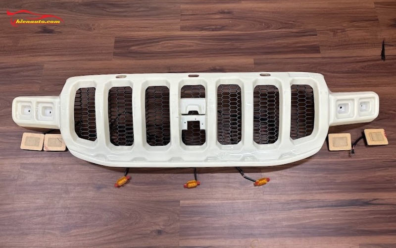 Mặt calang Ford Ranger VICTOR mẫu JEEP-V1 chưa sơn