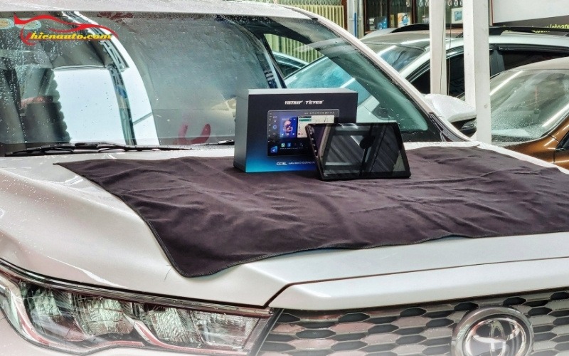 Độ màn hình Android Toyota Innova Cross chính hãng Teyes tại Thiện Auto