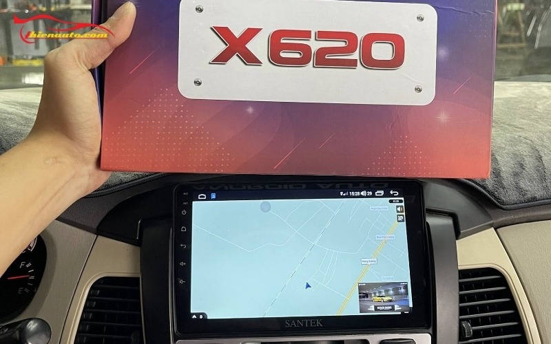 Độ màn hình Android Toyota Innova Cross chính hãng Santek tại Thiện Auto