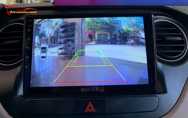 Hình ảnh thực tế lắp màn hình Android Hyundai Grand i10 tại Thiện Auto