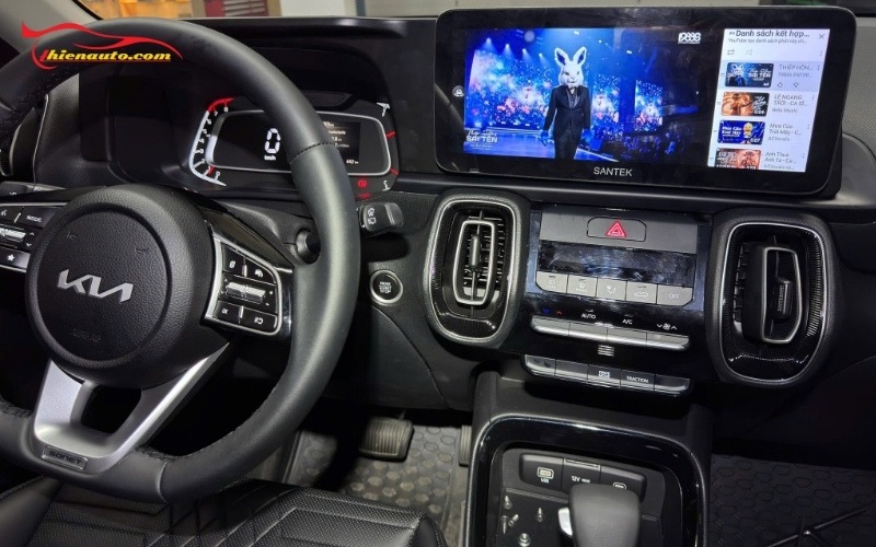 Hình ảnh thực tế lắp màn hình Android Kia Sonet tại Thiện Auto