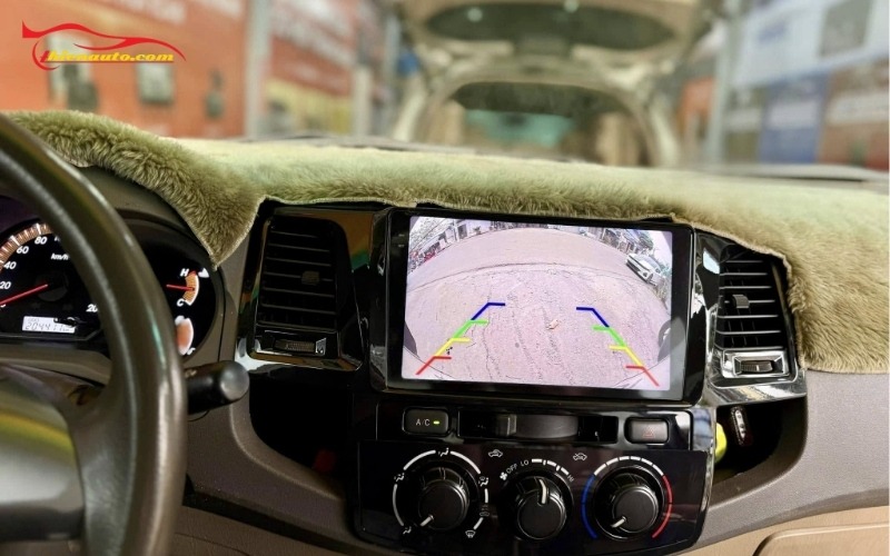 Độ màn hình Android Toyota Hilux chính hãng tại Thiện Auto