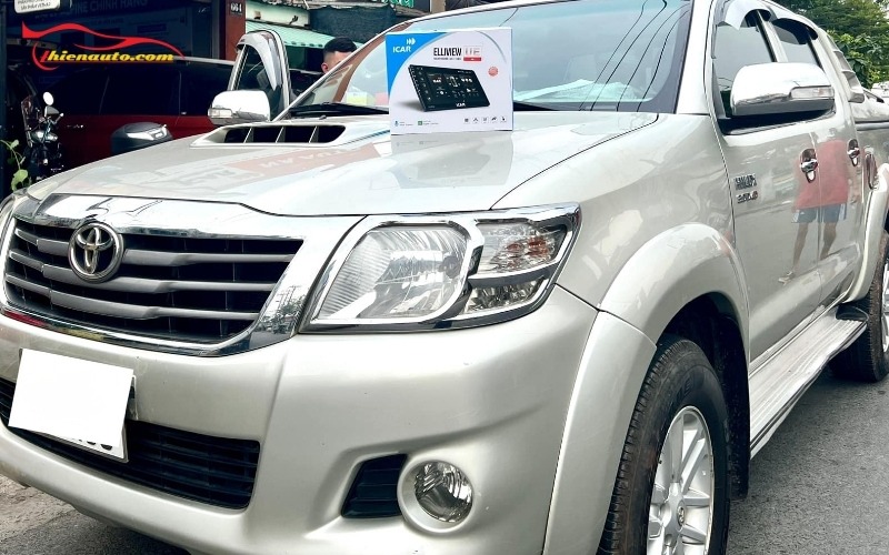 Hình ảnh thực tế độ màn hình Android Toyota Hilux tại Thiện Auto