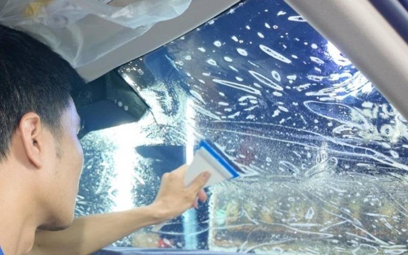 Phim cách nhiệt VF7 ngăn đến 99.9% tia UV, bảo vệ nội thất xe