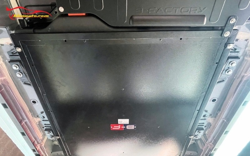 Tấm bảo vệ pin VF3 B-factory chính hãng phân phối tại THiện Auto