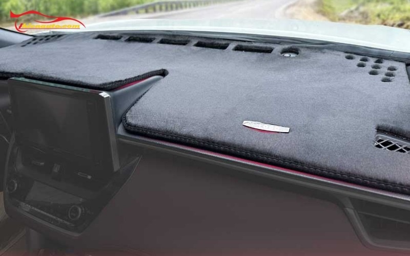 Thảm taplo Geely EX2 chống nắng, chống chói khi lái xe
