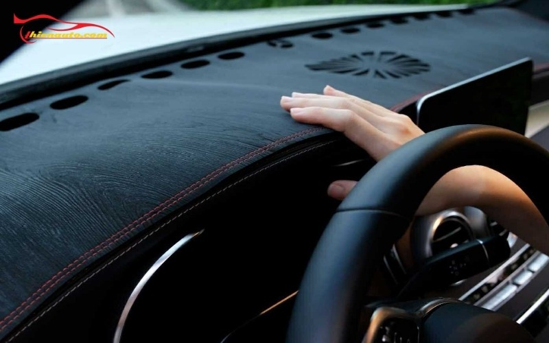 Thảm taplo Geely EX2 chống nắng, chống chói khi lái xe