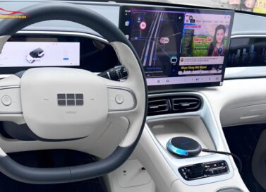 Lắp Android Box Geely EX2 có kho giải trí đa dạng ngay trên màn hình zin xe