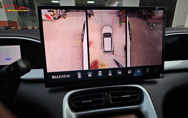 Camera 360 độ ICAR Elliview V6EX2 cung cấp hình ảnh trực quan trên màn hình trung tâm