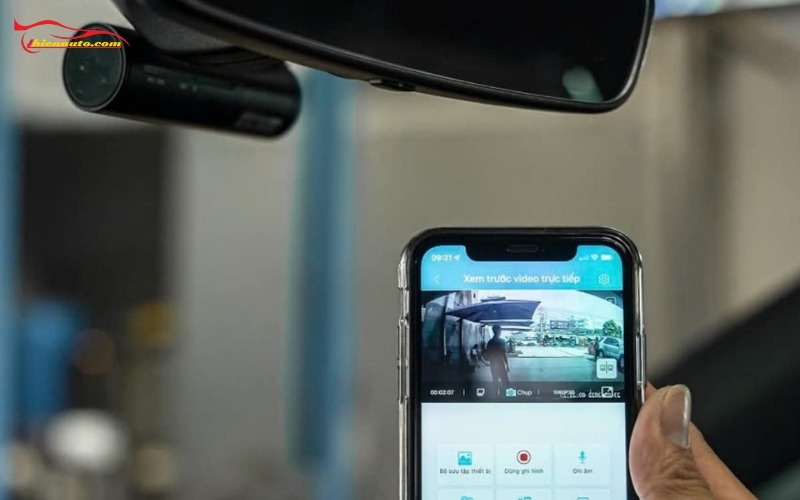 Camera hành trình góc rộng được trang bị ống kính có góc quan sát lớn lên đến 170 độ