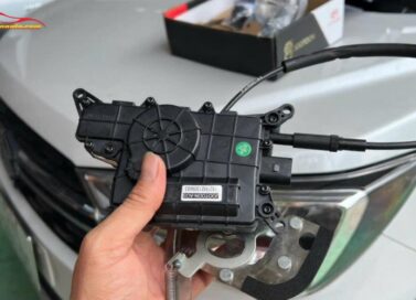 Độ cửa hít Geely EX2