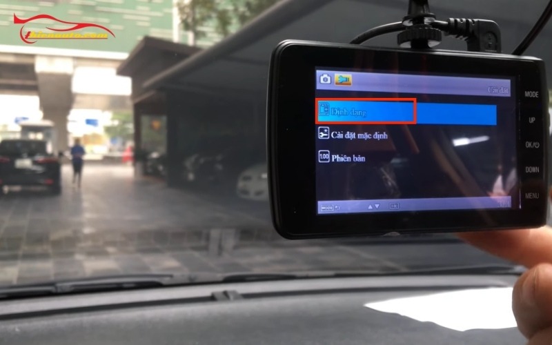 Hướng dẫn cách định dạng thẻ nhớ camera hành trình ô tô dễ hiểu
