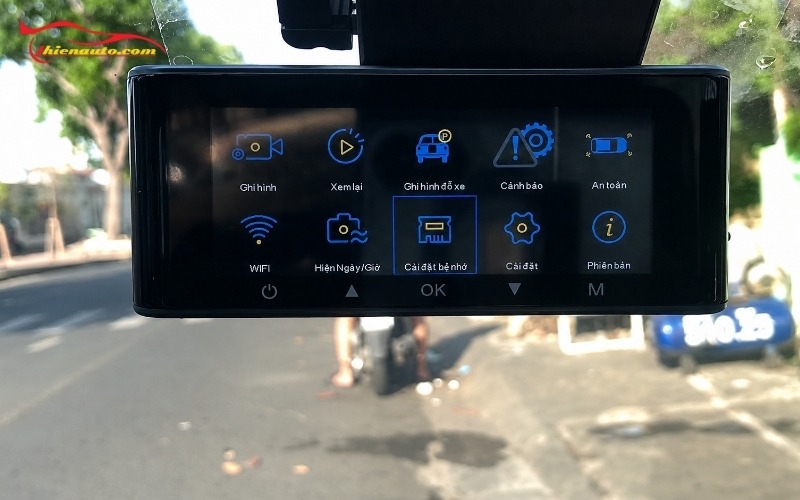 Hướng dẫn cách định dạng thẻ nhớ camera hành trình ô tô dễ hiểu