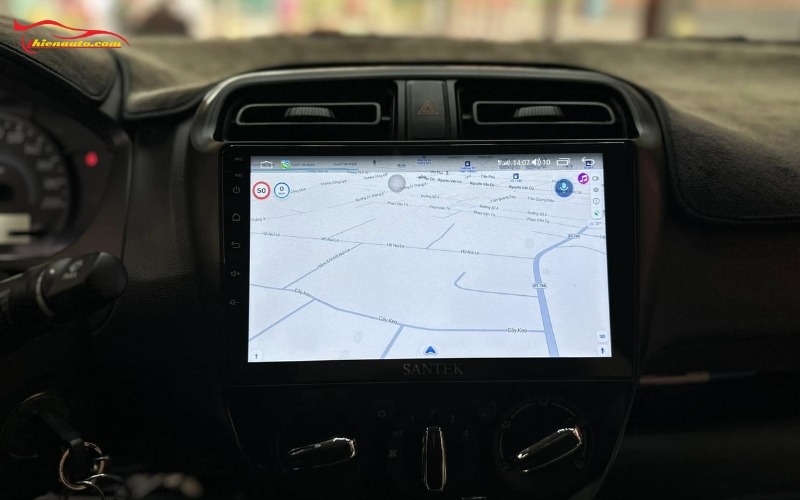 Độ màn hình Android Mitsubishi Attrage: Độ màn hình Santek X800