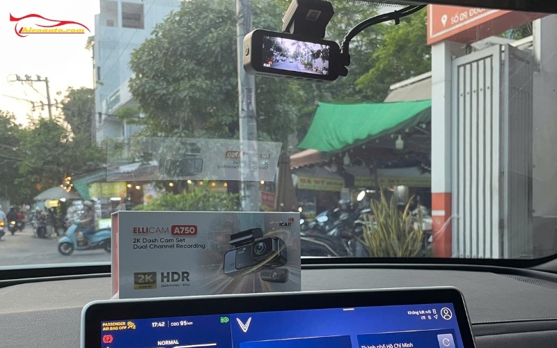 VinFast VF9 Lắp Camera Hành Trình Ellicam A750 Chính Hãng