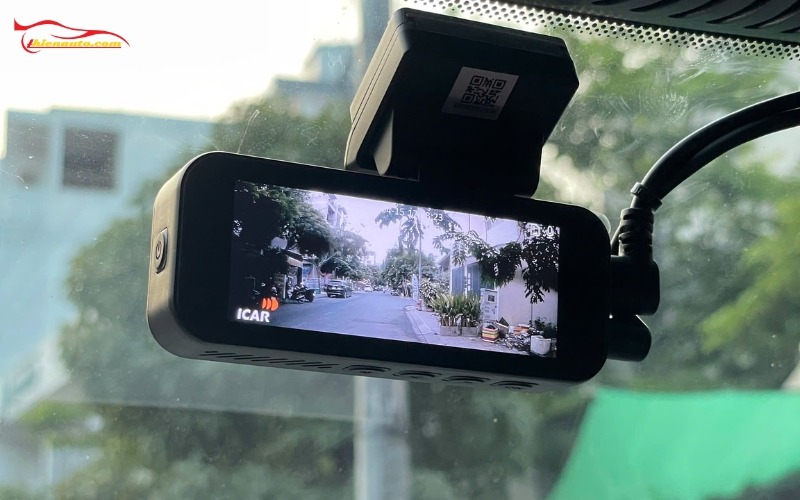 VinFast VF9 lắp camera hành trình Ellicam A750: Ghi hình trước sau sắc nét 