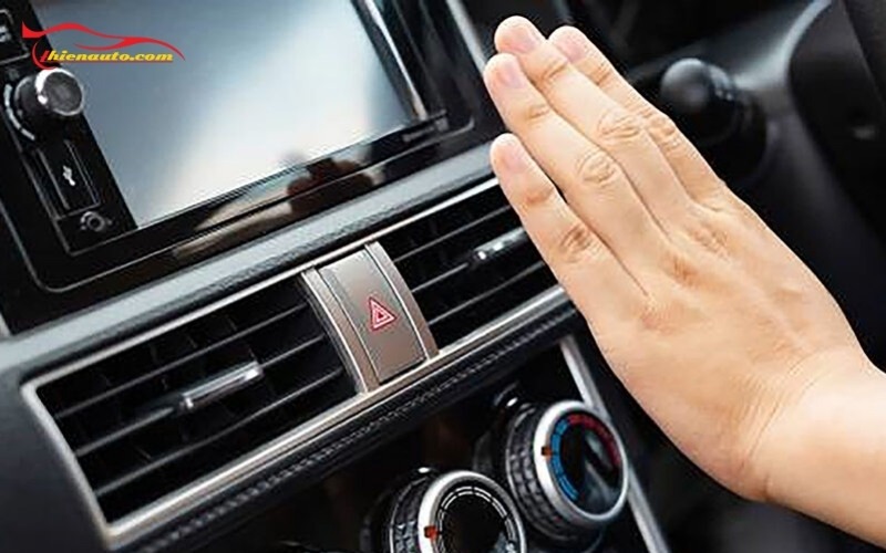 Bao lâu phải bơm ga điều hòa ô tô? Dấu hiệu điều hòa ô tô thiếu gas Bao lâu phải bơm ga điều hòa ô tô?