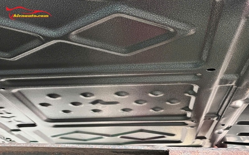 Tấm bảo vệ pin Vinfast Limo Green Kata thép dập nguyên khối, không hàn nối