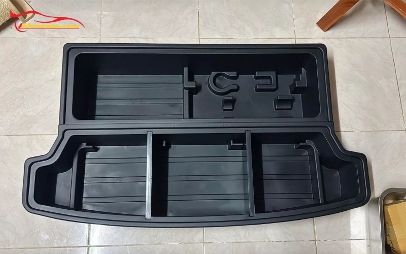 Thùng đựng đồ cốp sau Geely EX2 Thùng đựng đồ cốp sau Geely EX2 vừa khít form xe, không xê dịch