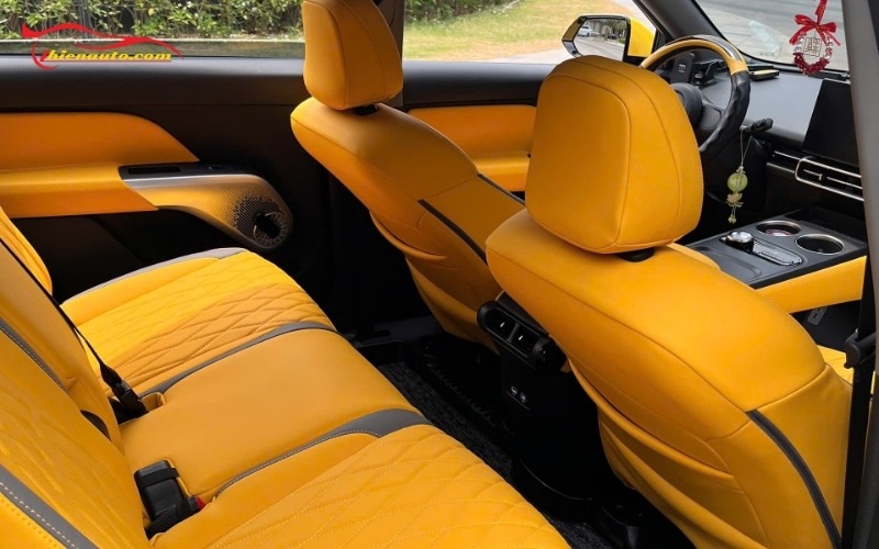 Hình ảnh thực tế Vinfast Limo Green vàng độ full nội thất tại Thiện Auto