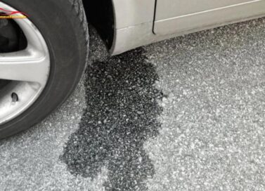 Điều hòa ô tô ra nhiều nước: Nước chảy ra ngoài gầm xe