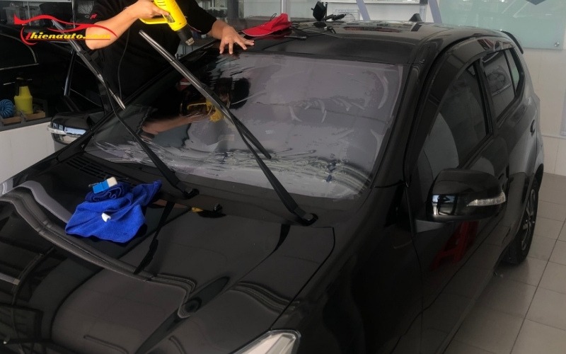 Dán phim cách nhiệt Toyota Wigo Dán phim cách nhiệt Toyota Wigo chính hãng, giá tốt tại Thiện Auto
